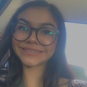 Meet your Posher, Briana